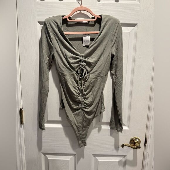 ASTR the label Green Ruched Women's bodysuit ins size medium - Picture 1 of 6